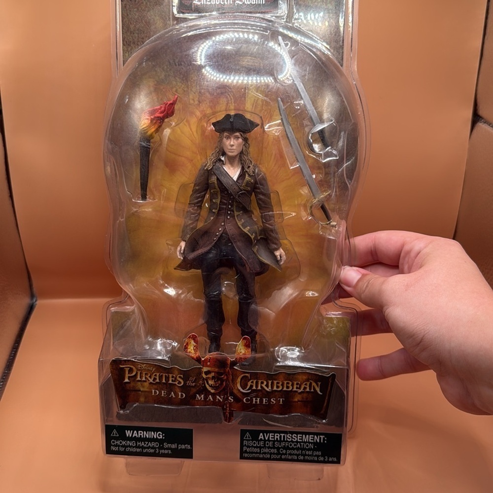 Disney Store Pirates of the Caribbean Dead Man's Chest 5.5" Elizabeth Swann